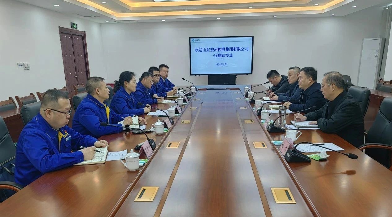 李曉東到新疆調研督導煤礦建設推進工作，并慰問駐疆干部職工